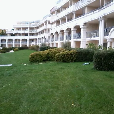 Apart-hotel Goelia - Royal Park 3*